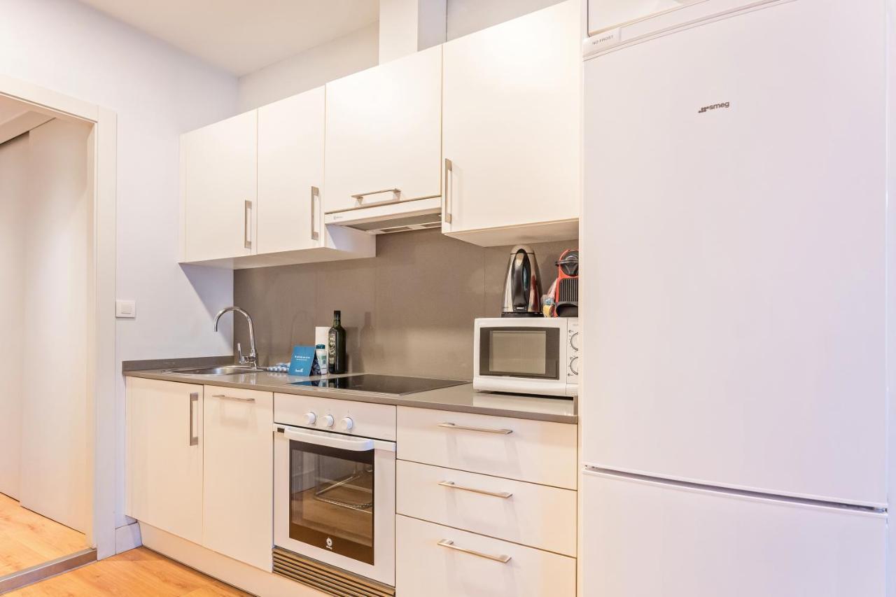 Sweett - Pare Lainez Apartman Barcelona Kültér fotó