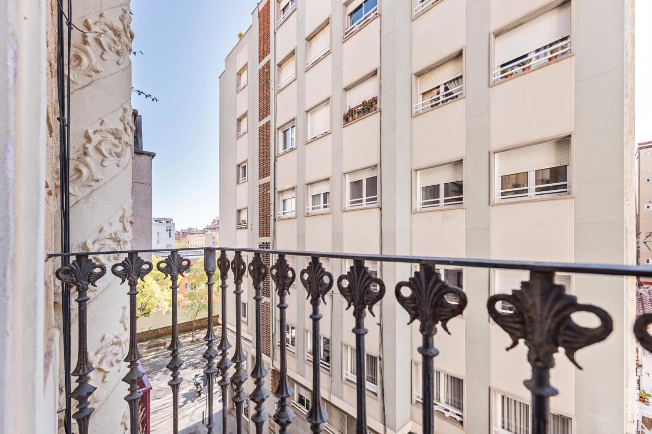 Sweett - Pare Lainez Apartman Barcelona Kültér fotó